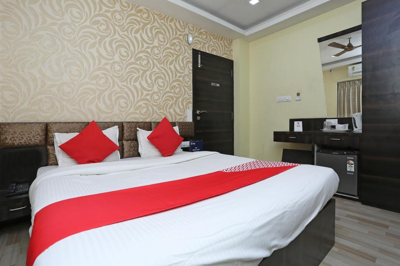 Oyo 7790 Hotel Royal Height Kalkuta Zewnętrze zdjęcie